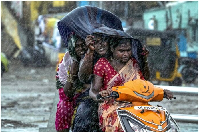 Rain Alert Torrential rain alert for the next 72 hours, IMD issues warning for these states