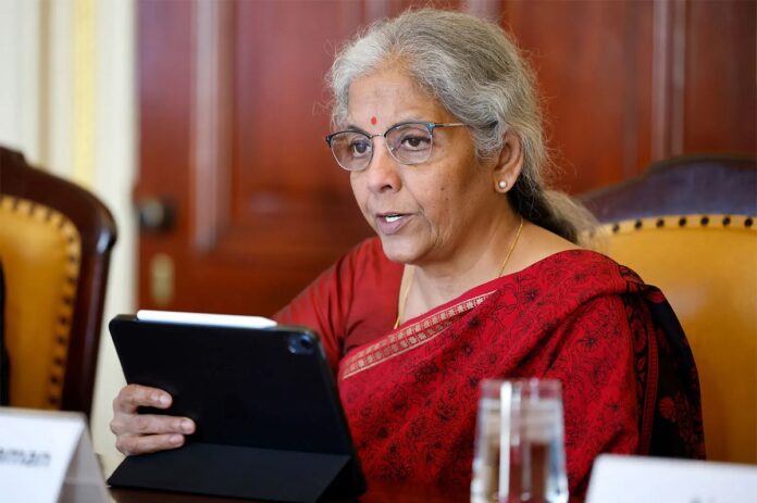 Finance Minister Nirmala Sitharaman presented the Economic Survey 2025-26, GDP is estimated to be 6.8% to 7.2%.