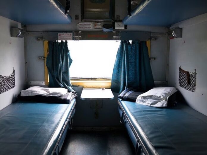 Railway Lower Berth Rules Indian Railways has issued a new rule regarding lower berth reservation, now these passengers will get the facility Railway Lower Berth Rules Indian Railways has issued a new rule regarding lower berth reservation, now these passengers will get the facility