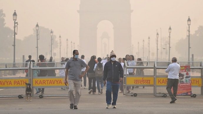 Work From Home: Amid rising pollution in Delhi-NCR, work from home has been announced, a decision made after GRAP-3. Work From Home: Amid rising pollution in Delhi-NCR, work from home has been announced, a decision made after GRAP-3.