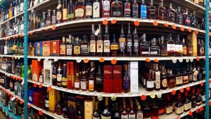 Delhi Excise Policy Amendment Delhi government made major changes in excise rules, increased storage limit