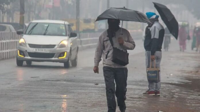 IMD Weather Update: Cold wave and rain alert issued in 15 states including Delhi and UP, know the weather conditions IMD Weather Update: Cold wave and rain alert issued in 15 states including Delhi and UP, know the weather conditions