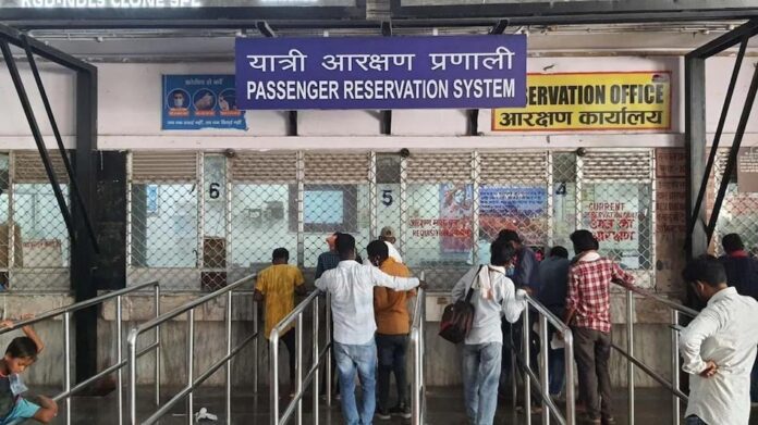 Railways changes counter booking rules, now only these people will be able to travel 'Tatkal'