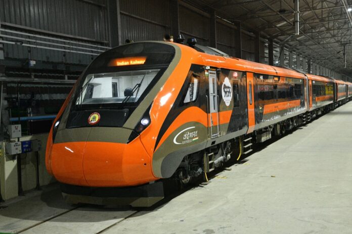 Vande Bharat Sleeper Train India's first 'Vande Bharat' sleeper train will run on this route, know the fare and speed