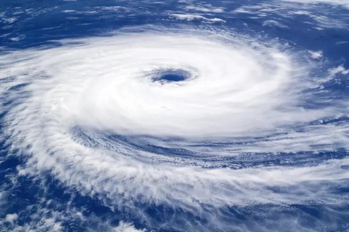 IMD Cyclone Alert Storm approaching at a speed of 260 km, IMD issues rain and snowfall alert for several states