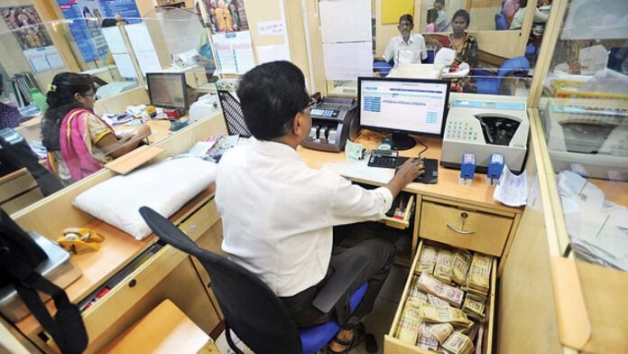 Savings Account Tax Rule: Income Tax Department may issue notices for these 10 savings account transactions. Savings Account Tax Rule: Income Tax Department may issue notices for these 10 savings account transactions.