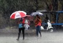 Heavy Rainfall Alert: Severe storm, tornado and rain alert in more than 19 states, know the weather condition Heavy Rainfall Alert: Severe storm, tornado and rain alert in more than 19 states, know the weather condition