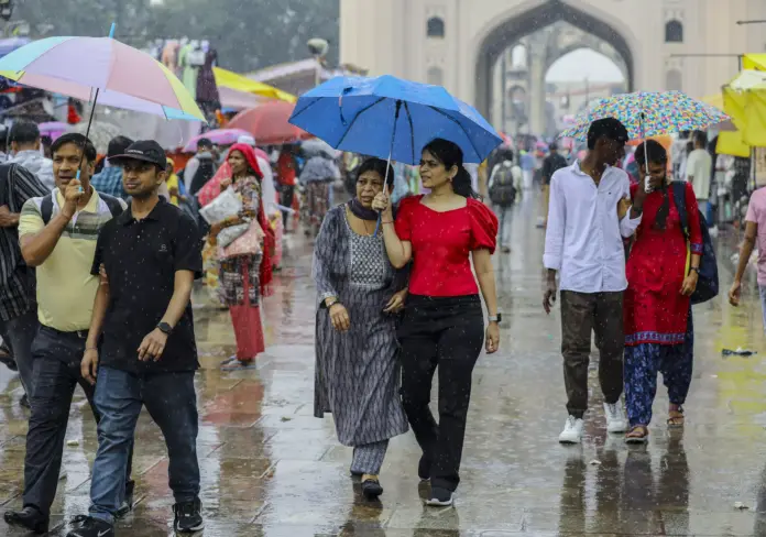 Weather Update IMD issues 'Maha Alert' for rain and thunderstorms in 9 states, know the weather conditions