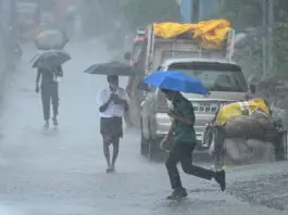 Weather Update: Weather patterns change in April, IMD issues alert for strong winds, rain and hailstorm