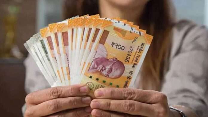 Post Office Scheme Open account with your wife at the Post Office and earn a fixed interest of ₹9,250 per month.