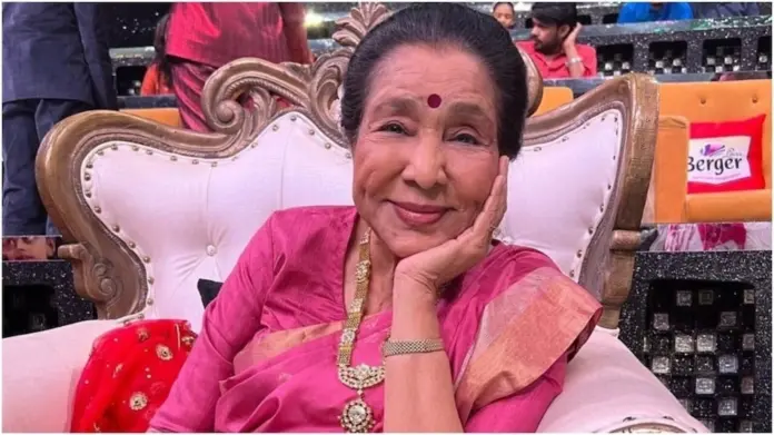Renowned singer Asha Bhosle passes away; breathes her last at the age of 92.