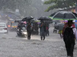 IMD Rain & Heatwave Alert Heavy rain alert for over 7 states on April 20-21; update on heatwave in UP and MP.