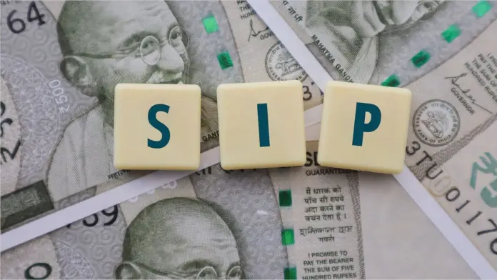 ₹10,000 SIP and a ₹63 Lakh Corpus This Consumer Fund Has Made Investors Wealthy
