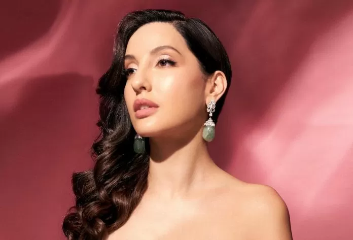 Nora Fatehi Video: Co-actor did a dirty act with Nora, the dancer slapped her, video went viral