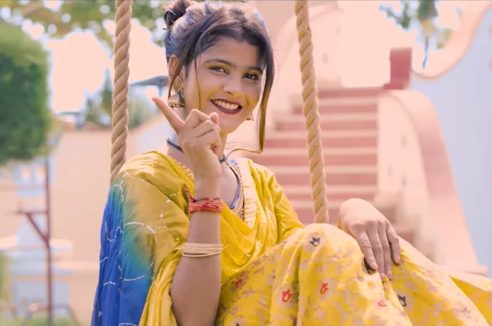 Farmani Naaz came into limelight by singing 'Har Har Shambhu', sung 'Chadti Jawani' after hymn, watch video