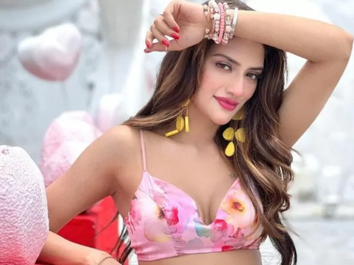 Nusrat Jahan showed bo*ld figure wearing a small crop top, looked absolutely beautiful like Barbie