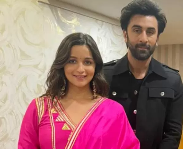 Pregnant Alia Bhatt Promotes 'Brahmastra' In Pink Suit, Writes Special Message For Baby, Gets Trolled