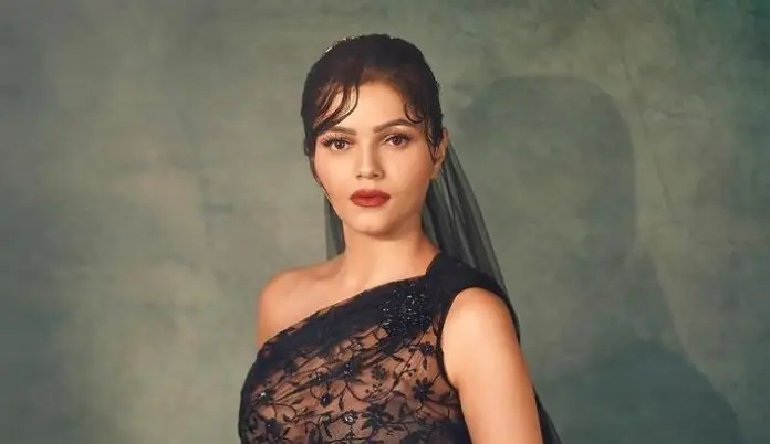 Rubina Dilaik crossed all limits of bo*ldness, gave tough competition to Urfi Javed wearing a mesh dress late at night