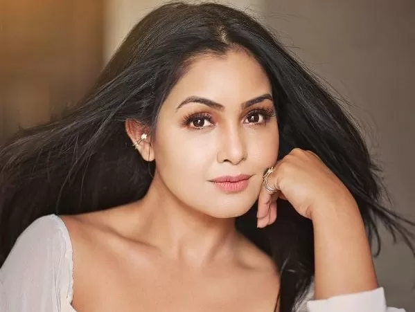 Shubhangi Atre was seen bathing in the middle of the forest in the open, people remembered Mandakini