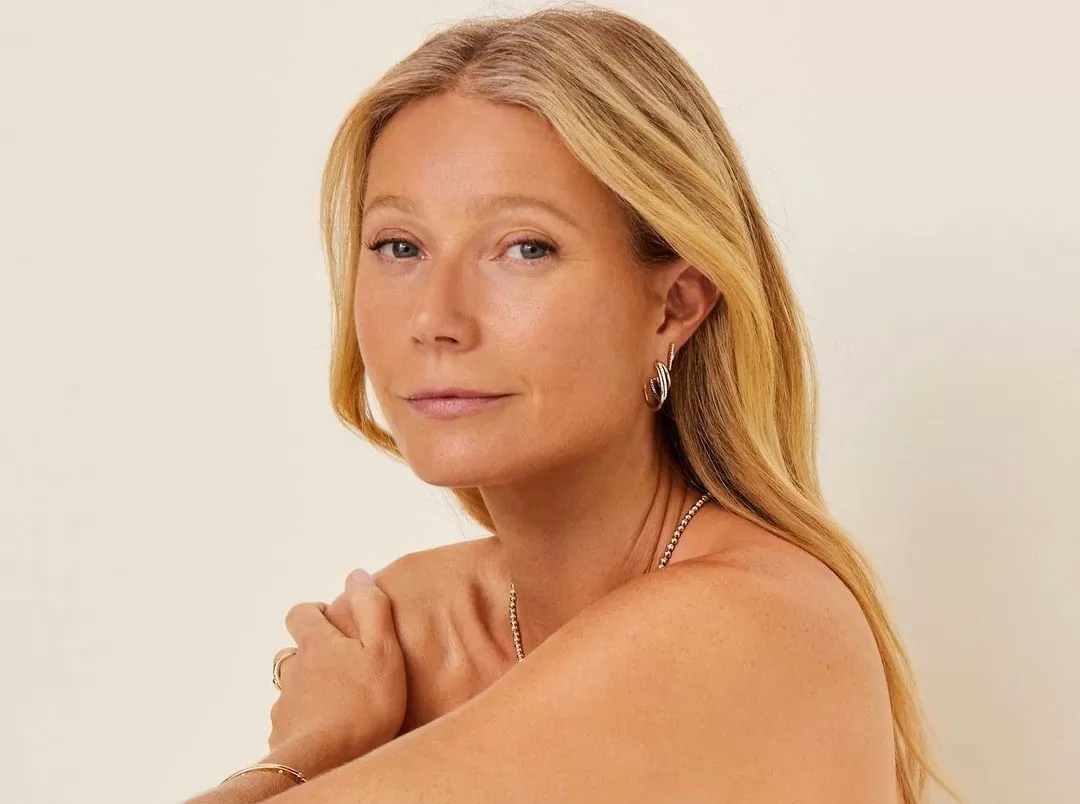 This actress shared such a photo on her birthday, instead of clothes, only metallic paint was applied on her body