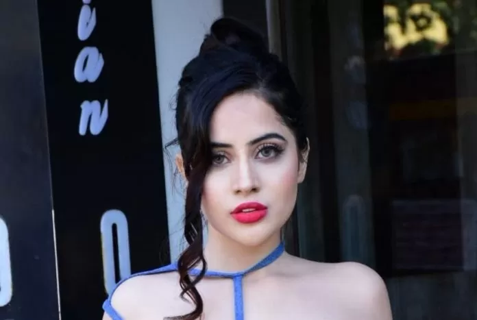 Urfi Javed grabs eyeballs at airport with her raunchy see-through black dress, see bold photo