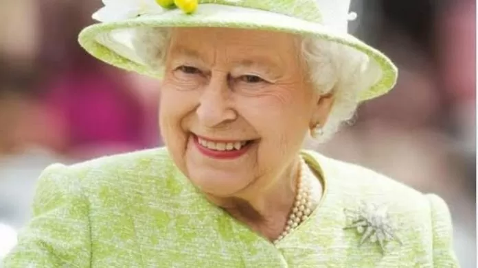 Queen Elizabeth II Death: Bollywood mourns the death of Queen Elizabeth II, said - an era has ended