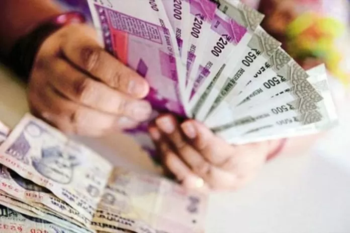 Savings Account interest Rate: These 5 banks are giving up to 7.5% interest on Savings Account, see details immediately