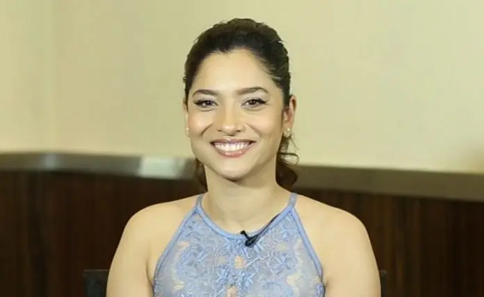 Ankita Lokhande showed bo*ld dance moves in Thigh cut dress in front of camera, video went viral