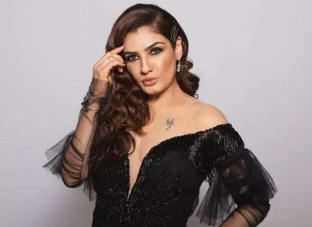 Raveena Tandon classy look, attracted attention in black top and zebra print skirt, see photos