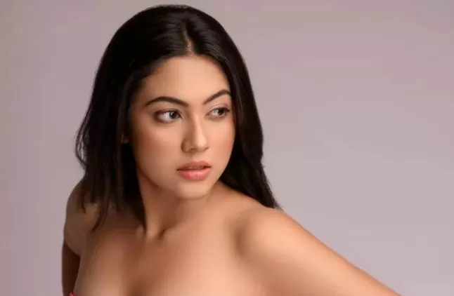 Reem Shaikh shared bo*ld bedroom video, showed such impunity at the age of 20