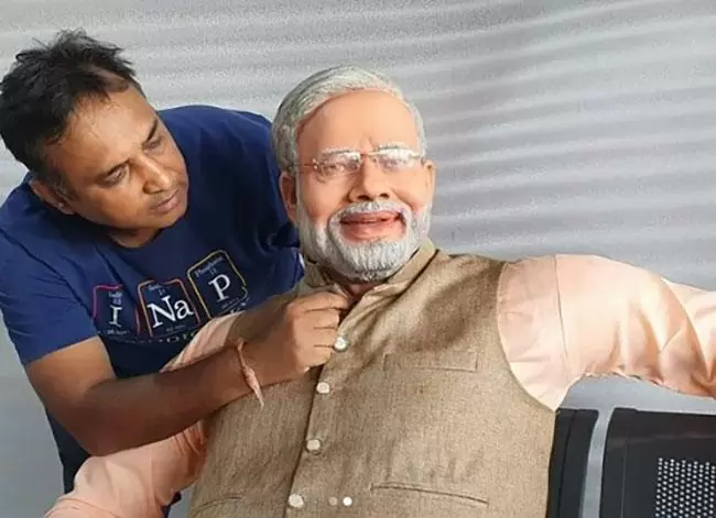 Taarak Mehta fame Mayur Vakani made PM Modi's statue, fans surprised to see the talent of 'Dayaben' brother