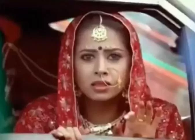 Wedding video: Crying bride's mother forced farewell, then people laughed after seeing what the daughter did
