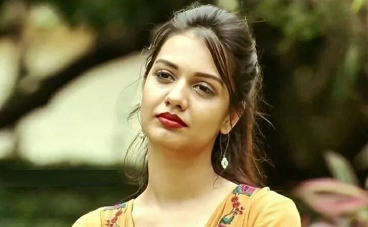Divya Agarwal got angry on being called 'Gold Digger', told trolls- 'Don't talk about my past relationship'