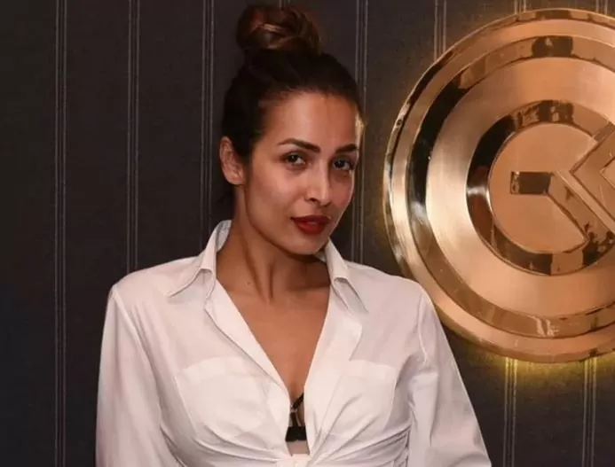 Malaika Arora came out of the house at night without wearing a pant, people made such comments after seeing the dress, her face turned red with shame
