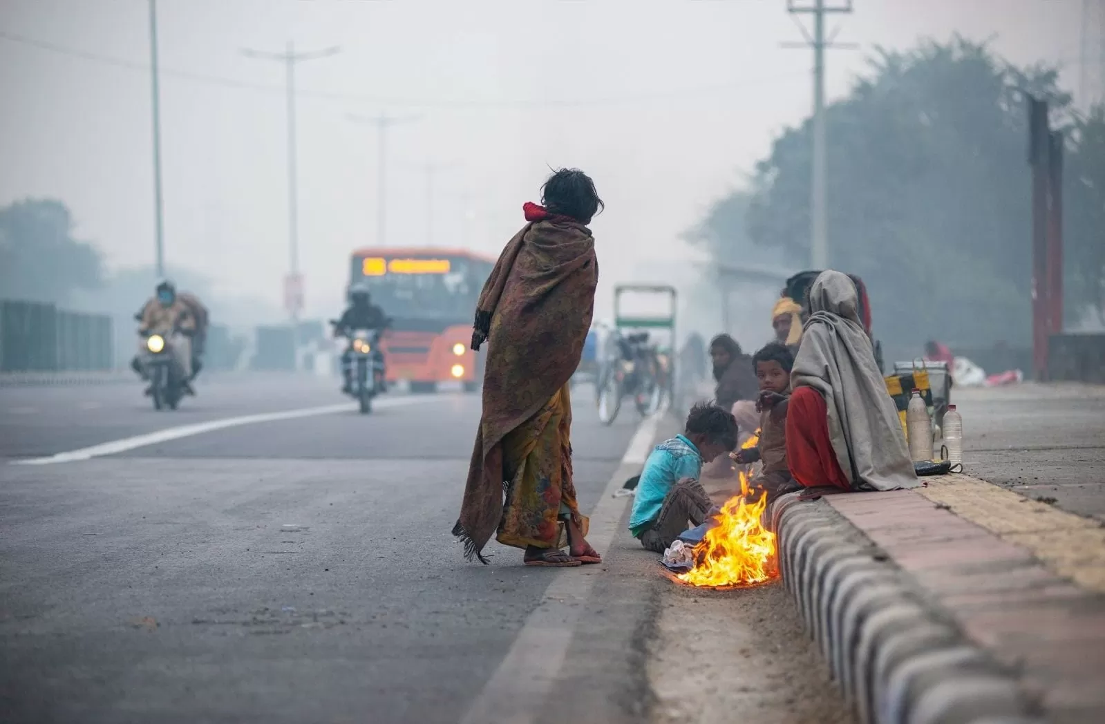 Weather Update: Mercury dropped so much for the first time in Delhi, it will rain in NCR on this day
