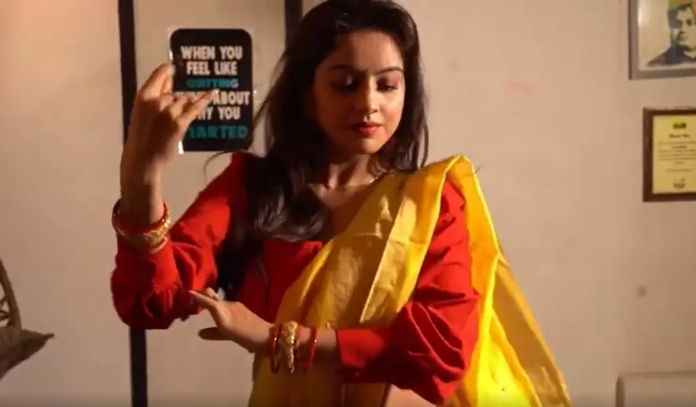 Deepika Singh did heart winning dance in her own way on 'Genda Phool', fans said - best display of Indian culture