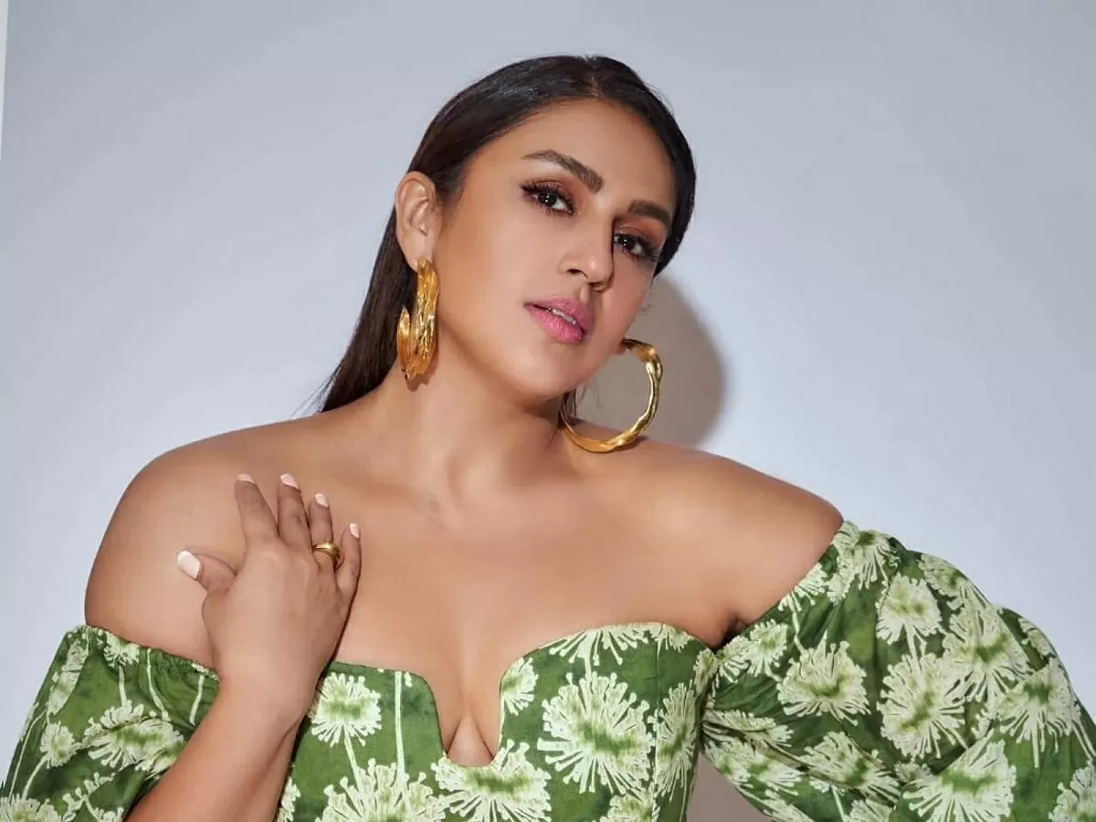 Huma Qureshi crossed all limits of boldness, posed in such a revealing dress, you will be left sweating Huma Qureshi crossed all limits of boldness, posed in such a revealing dress, you will be left sweating