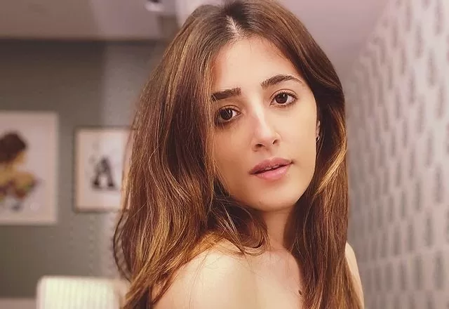 Kriti Sanon's sister did bra less photoshoot, pictures went viral