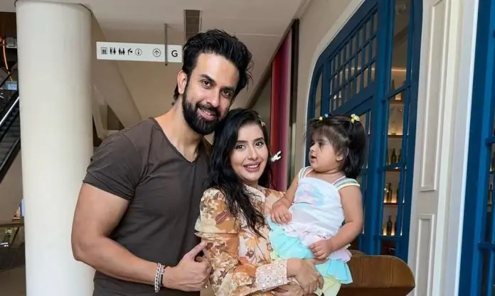 Rajiv posted romantic photos with Charu, people said- 'Marriage has been made a joke'