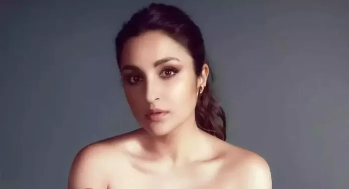 Parineeti Chopra dress went out of control on stage, she had to be embarrassed in public