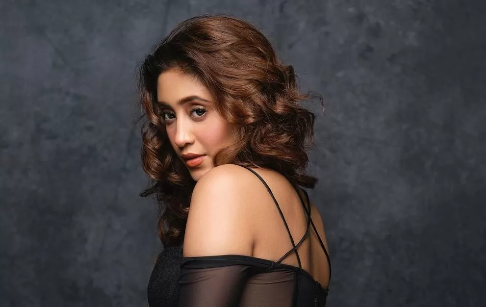 24 year old actress Shivangi Joshi said big thing about doing intimate scenes, said – on camera...