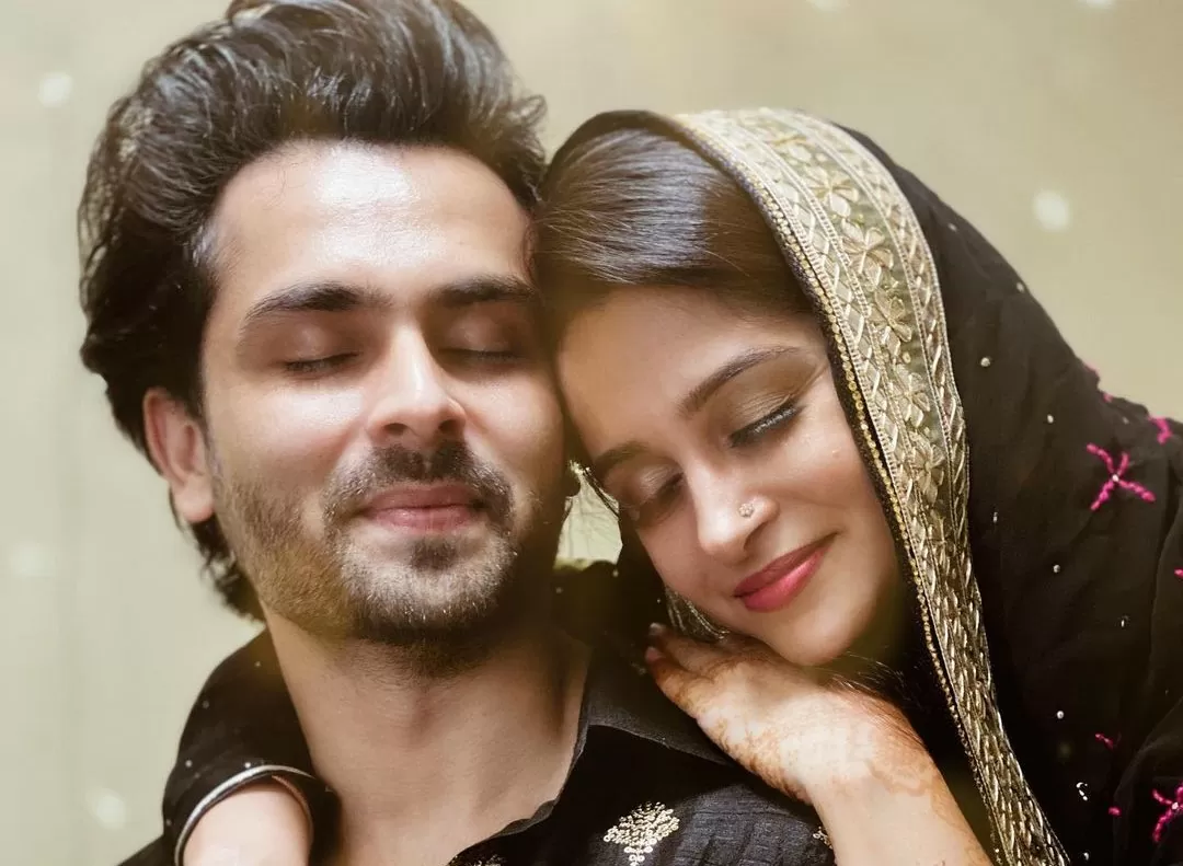 Shoaib lay with his head on pregnant Deepika's lap, the actress showered love, said - Best feeling