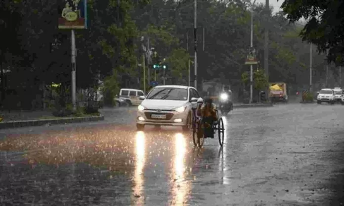 Weather Update: Rain changed the weather in West UP, brought relief from the heat; clouds rained with thunder