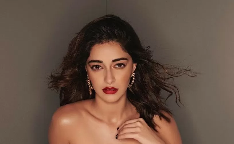 Ananya Pandey broke all limits of bo*ldness, showed fearlessness in front of the camera in two-piece Ananya Pandey broke all limits of bo*ldness, showed fearlessness in front of the camera in two-piece