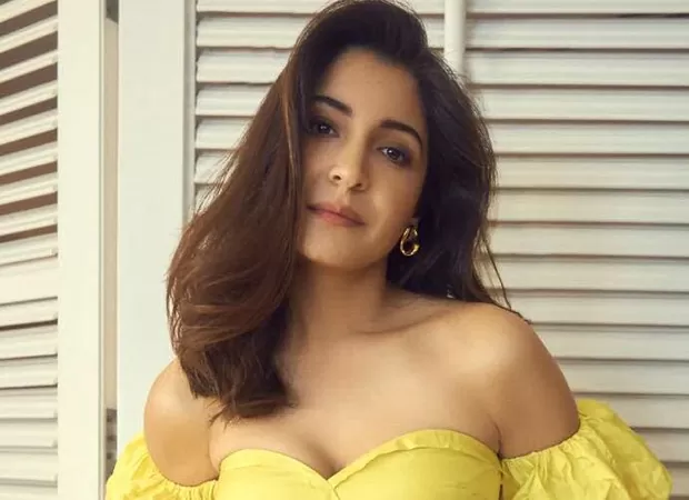 Anushka Sharma wearing a mon*okini raised the temperature of the internet, crossed all limits at the age of 34