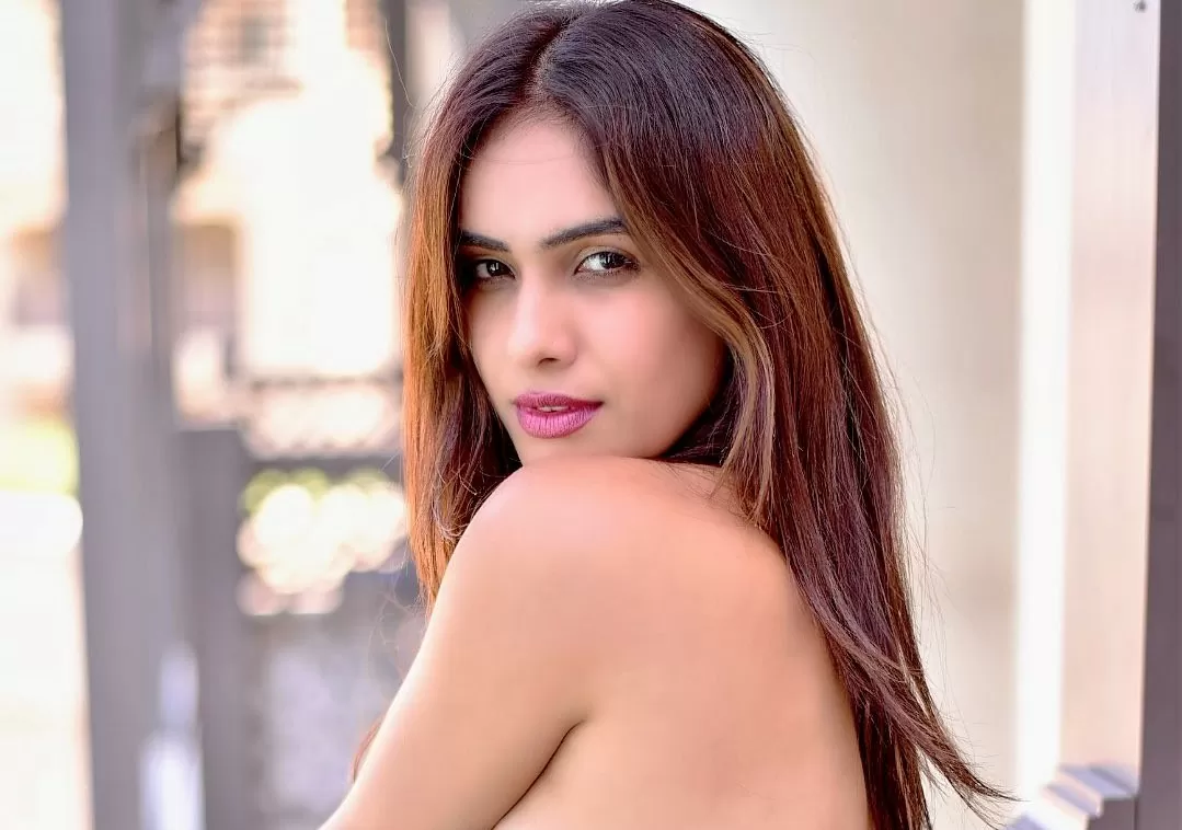 Neha Malik took a dip in the swimming pool wearing a bikini, pictures are creating havoc on the internet Neha Malik took a dip in the swimming pool wearing a bikini, pictures are creating havoc on the internet