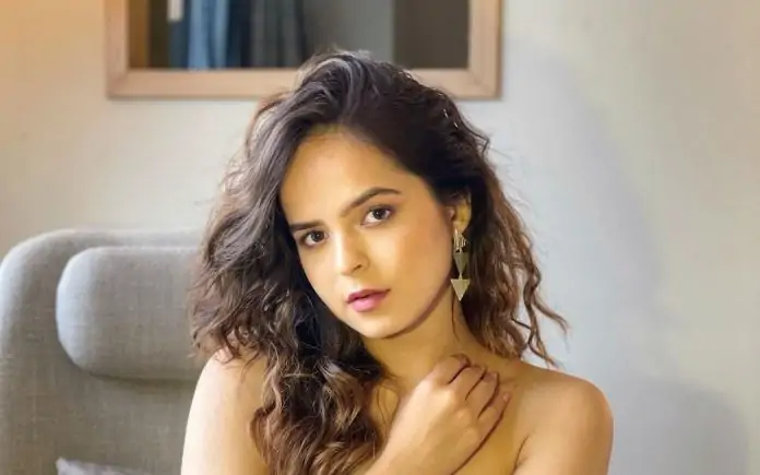 Taarak Mehta’s ‘Sonu crossed all limits of bo*ldness, got such a photoshoot done by wearing a mesh crop top