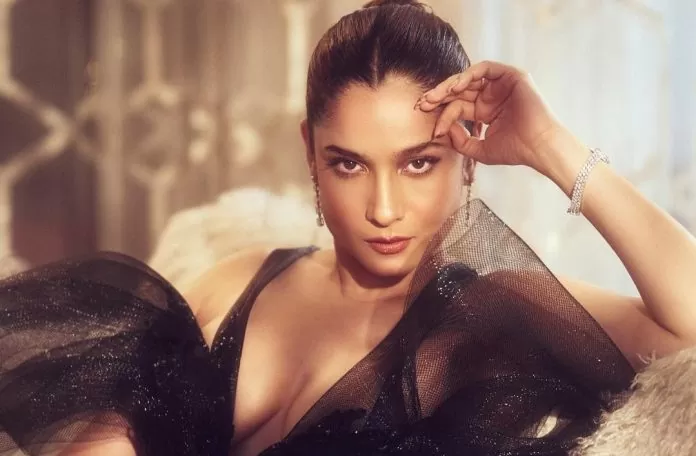 Ankita Lokhande wore a very deep neck dress at the age of 38, users started asking such questions