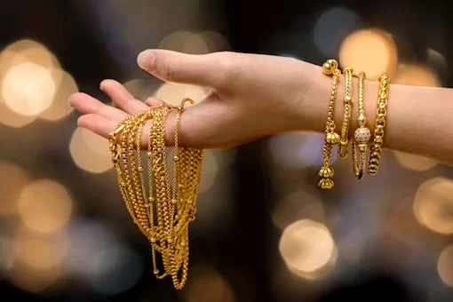 Gold Price Today: Big news! Buy gold today, Big fall in Gold and silver, know the rate of 10 grams