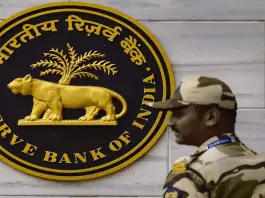 RBI Action: RBI imposed heavy fine on these 4 banks, do you have an account in them?